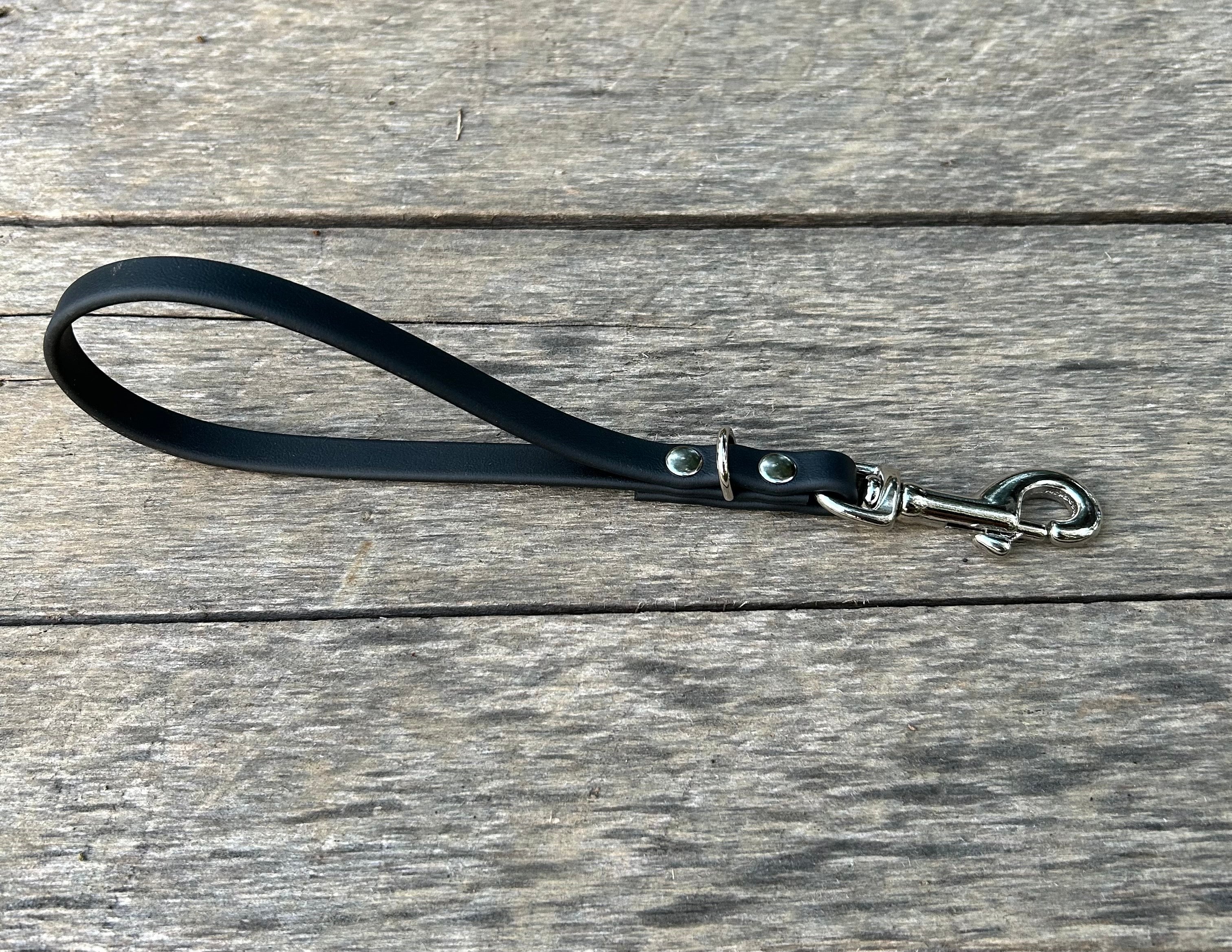 Heavy-duty Biothane dog traffic lead