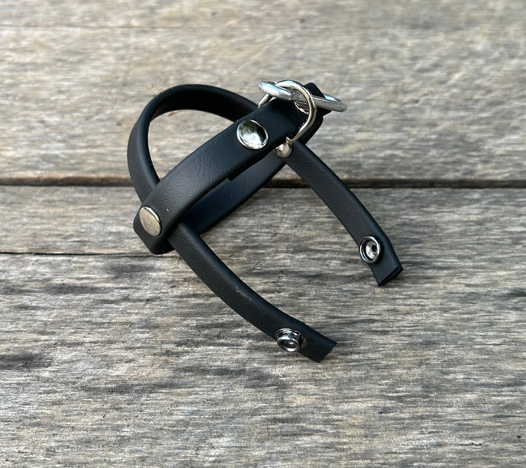 Heavy-duty Biothane Ball Keeper